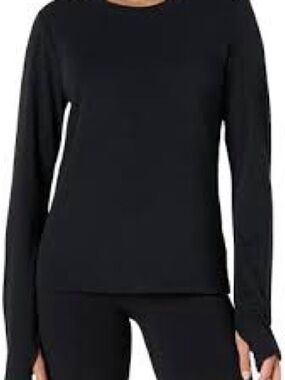 Essential Crewneck Long Sleeve Tee - Black